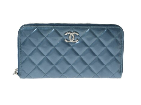 CHANELブリリアント パテント ラウンドファスナー長財布 シャネル